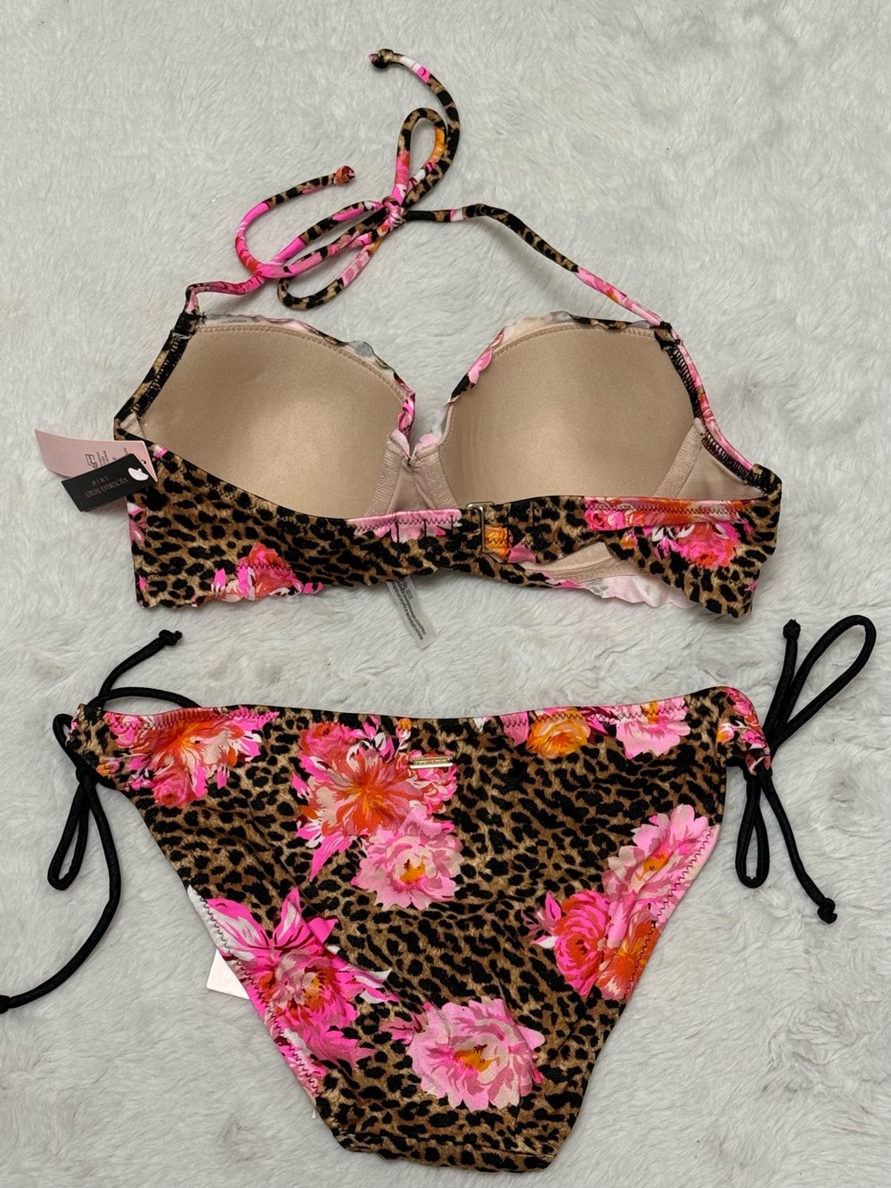 Leopard Floral Tie-Side Bikini Set in Pink with matching Towel - Picture 8 of 9